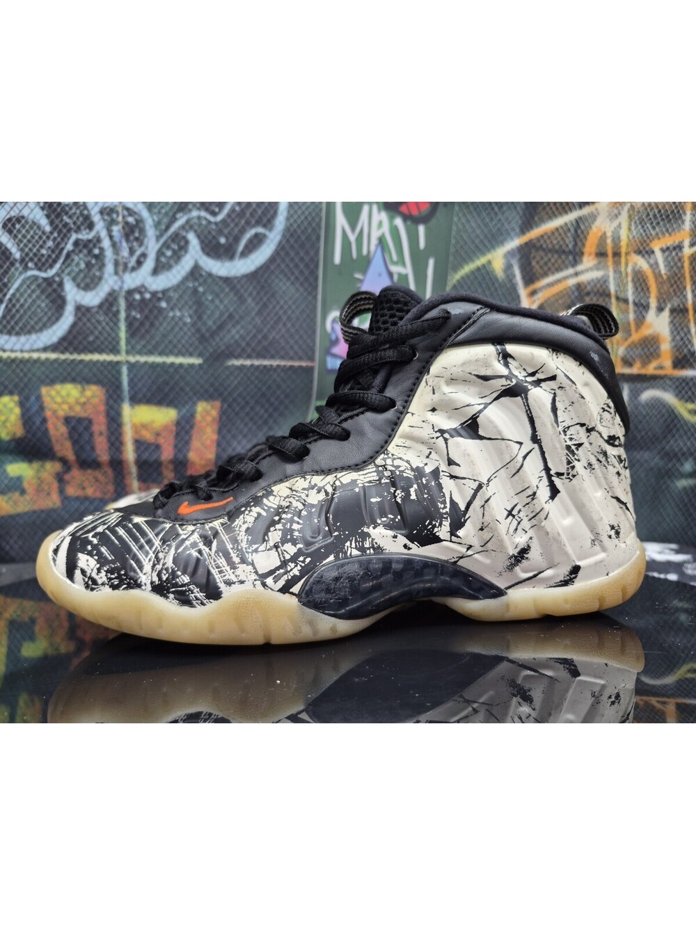Nike Air Foamposite One Shattered Backboard Sneakers Youth size 4Y women's 5.5W